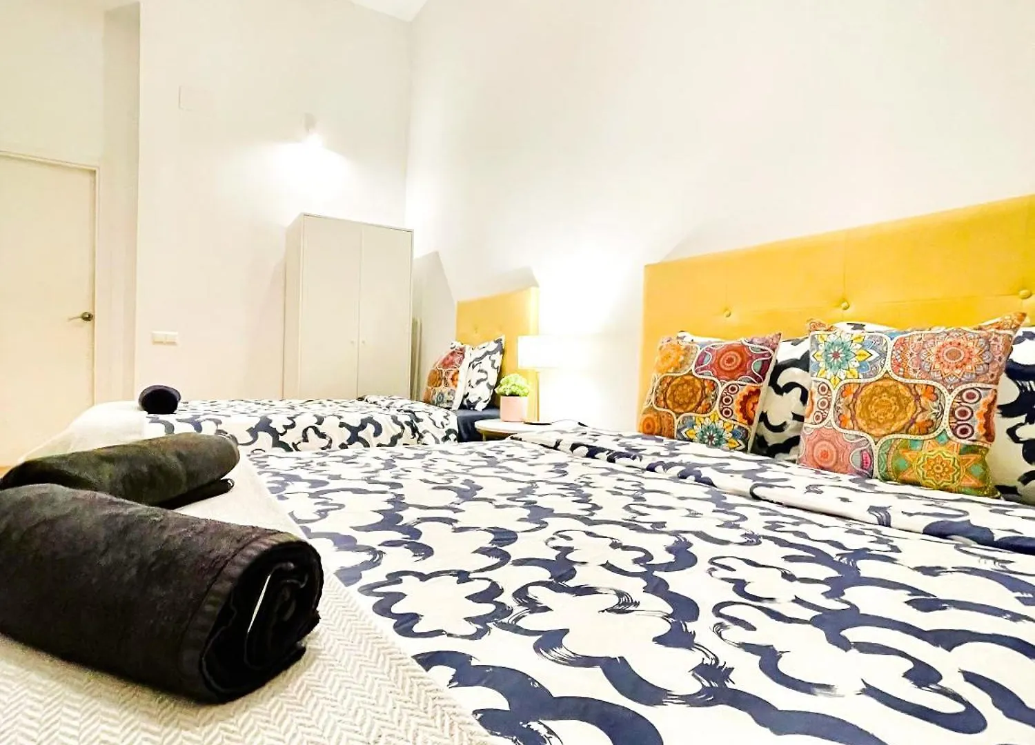 Rambla Comfort Rooms Barcelona Hostel