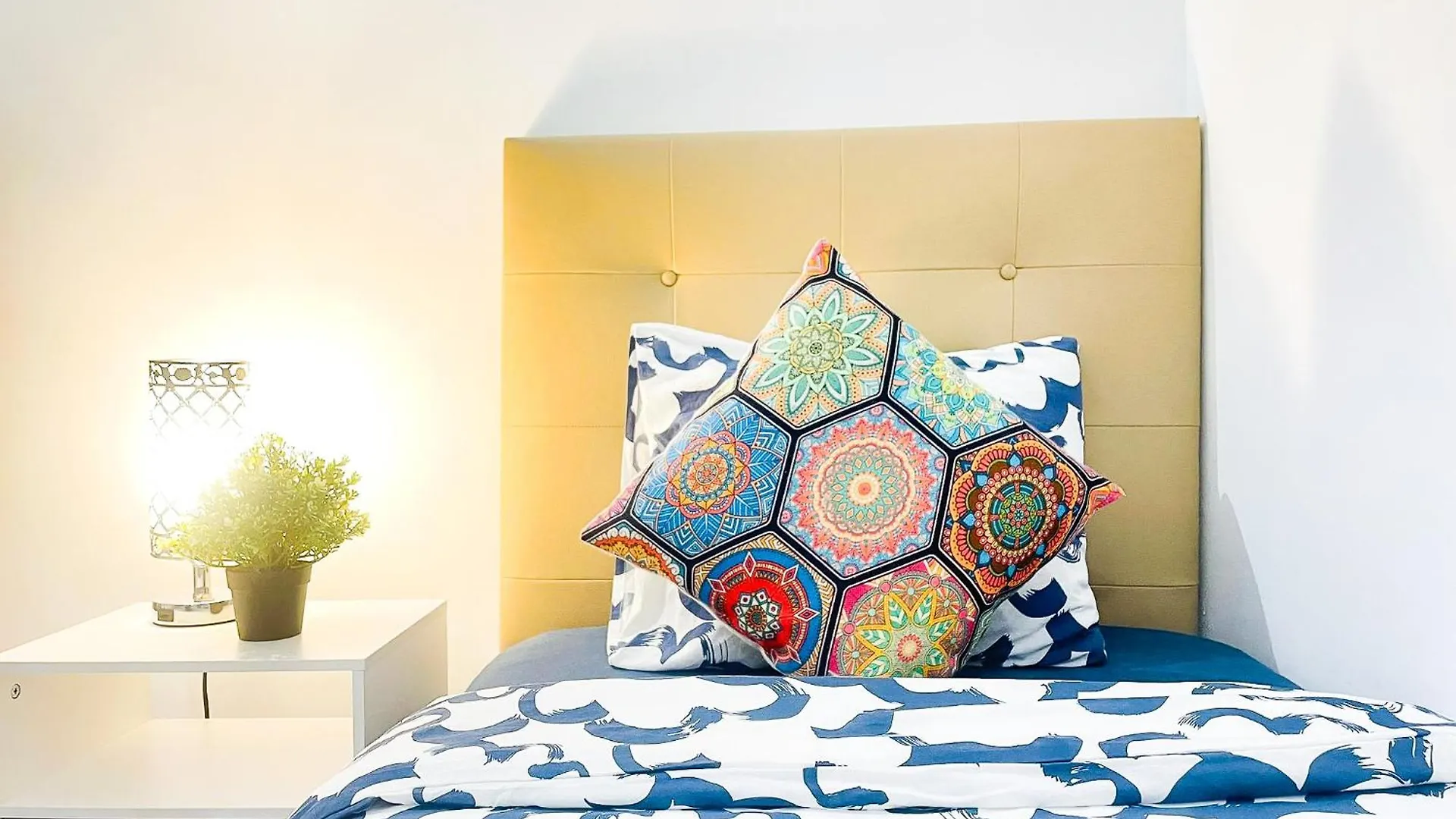 Rambla Comfort Rooms Barcelona Hostel